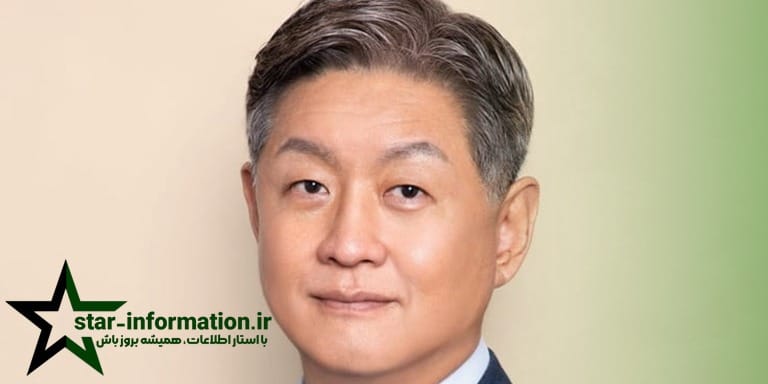 سفیر کره جنوبی آهنگ جان مریم را در سفارست کره اجرا کرد